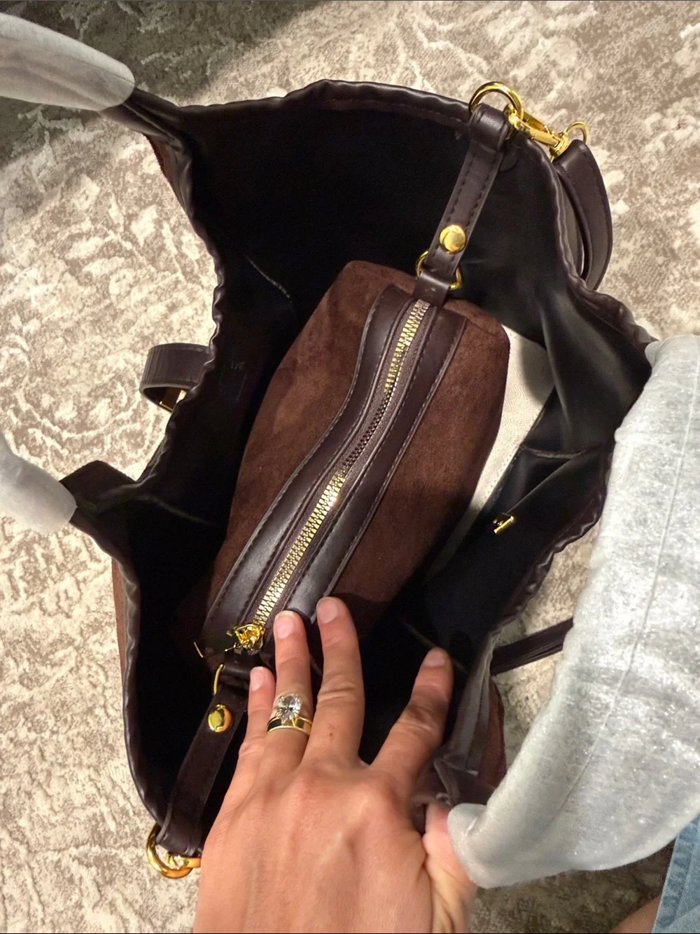 Commense elegant brown
